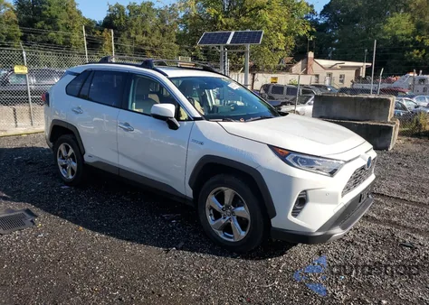 2020 Toyota Rav4 Limited z USA, uszkodzony, nr VIN JTMDWRFV3LD059290